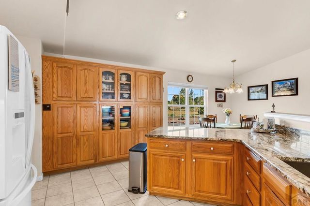 1165 S Oakleaf Dr, Pueblo West, CO 81007