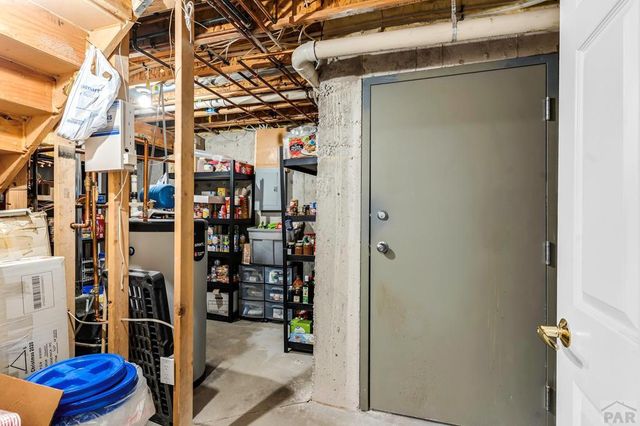 1165 S Oakleaf Dr, Pueblo West, CO 81007