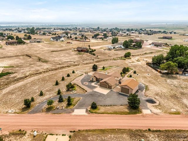 1165 S Oakleaf Dr, Pueblo West, CO 81007