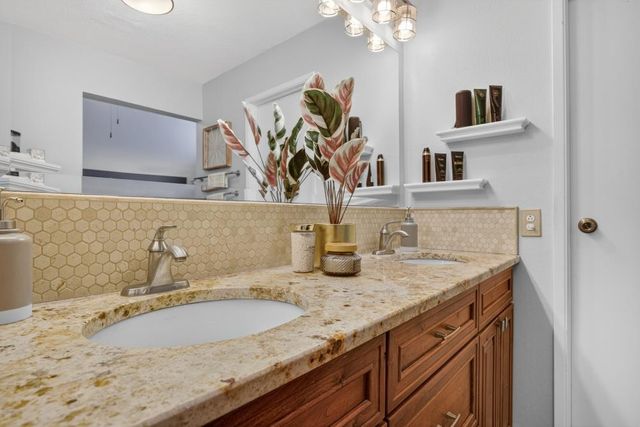 8227 Cripple Oak Ct, Citrus Heights, CA 95610