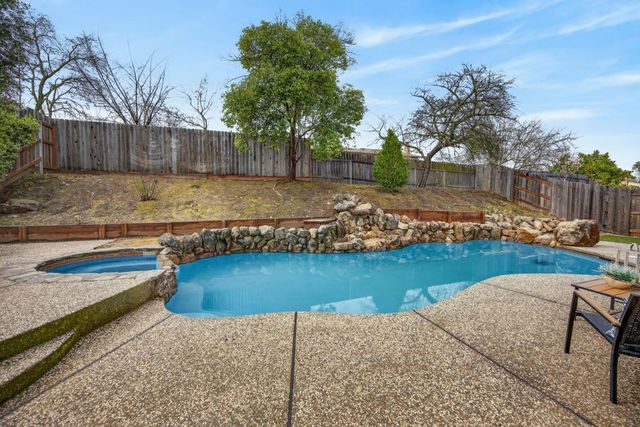 8227 Cripple Oak Ct, Citrus Heights, CA 95610