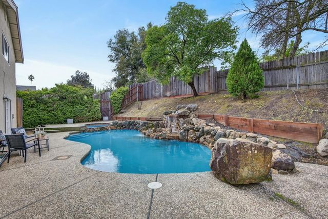 8227 Cripple Oak Ct, Citrus Heights, CA 95610