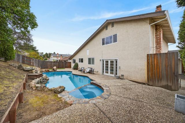 8227 Cripple Oak Ct, Citrus Heights, CA 95610