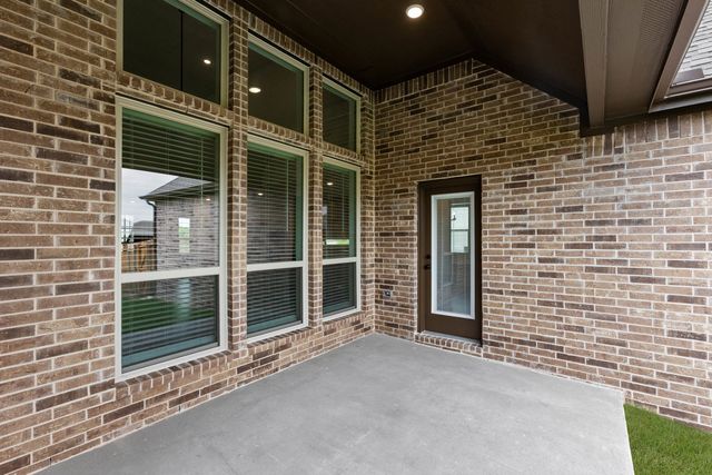 412 Newpark Boulevard, Desoto, TX 75115