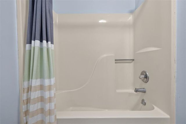 4276 Logans Court, Loganville, GA 30052