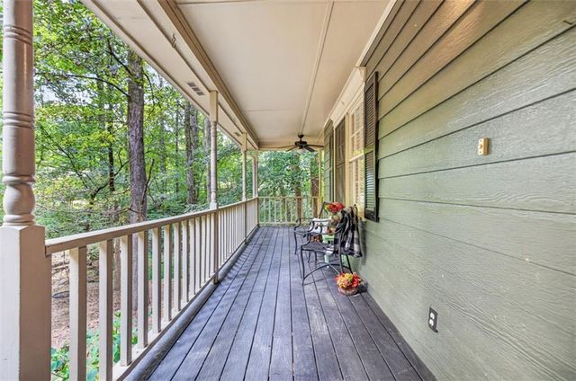 4276 Logans Court, Loganville, GA 30052