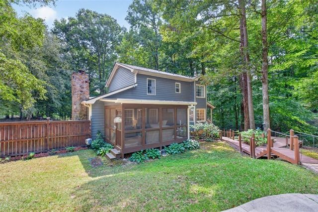 4276 Logans Court, Loganville, GA 30052