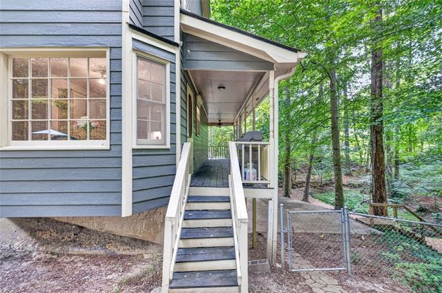 4276 Logans Court, Loganville, GA 30052