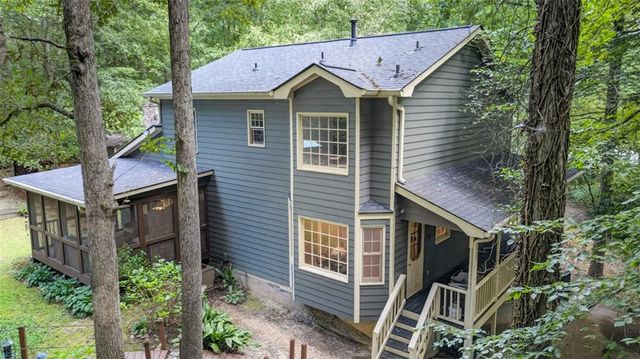 4276 Logans Court, Loganville, GA 30052