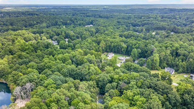 4276 Logans Court, Loganville, GA 30052