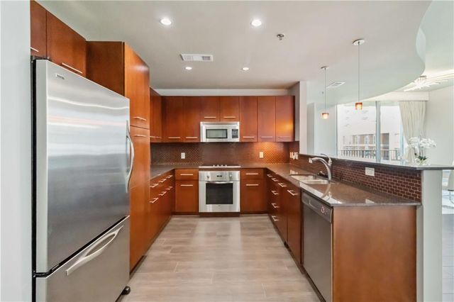 20 10th Street NW 704, Atlanta, GA 30309