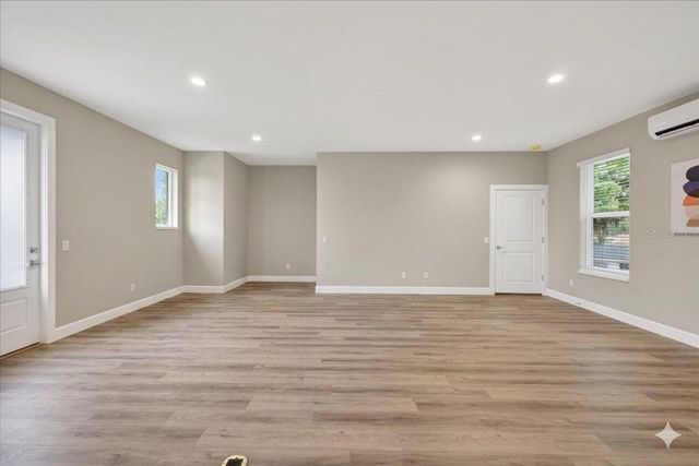 1208 SUNSET LANE, Lutz, FL 33549