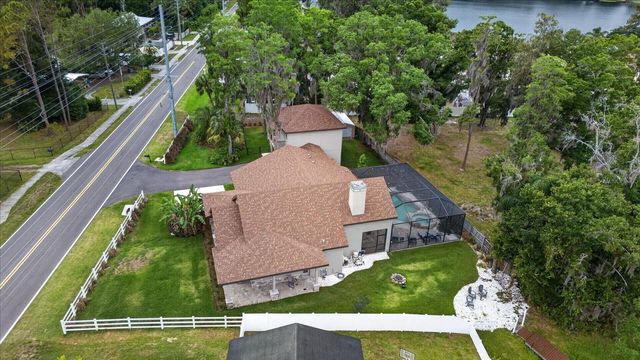 1208 SUNSET LANE, Lutz, FL 33549