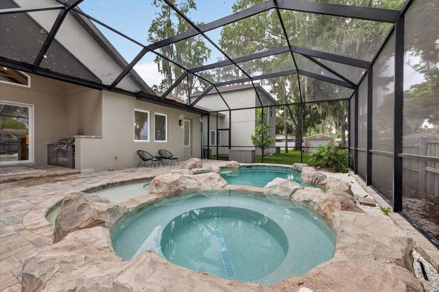 1208 SUNSET LANE, Lutz, FL 33549
