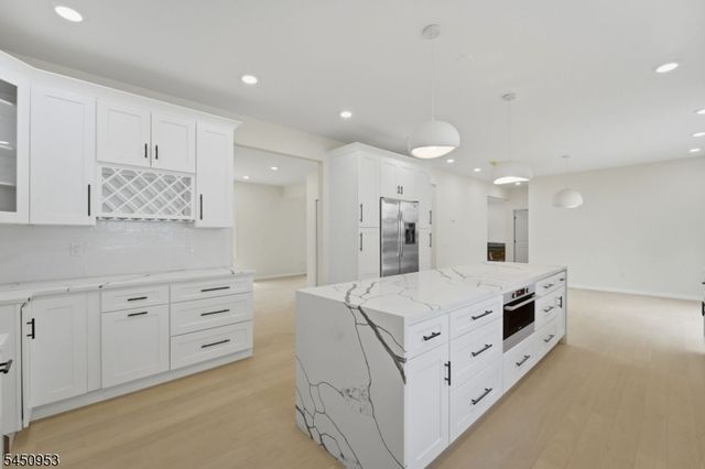 235 Orchard St, Bridgewater Twp., NJ 08807