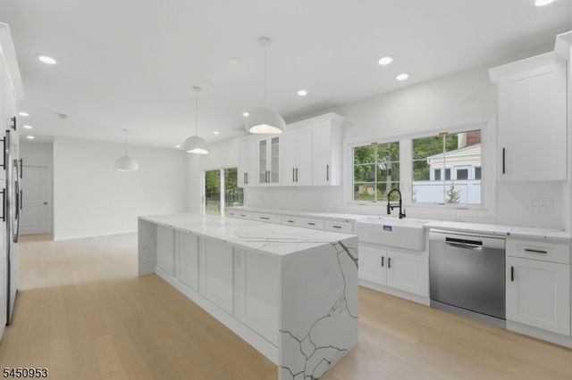 235 Orchard St, Bridgewater Twp., NJ 08807