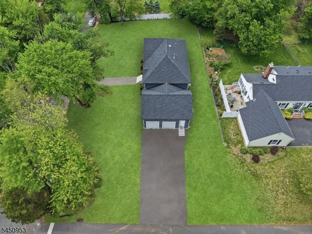 235 Orchard St, Bridgewater Twp., NJ 08807