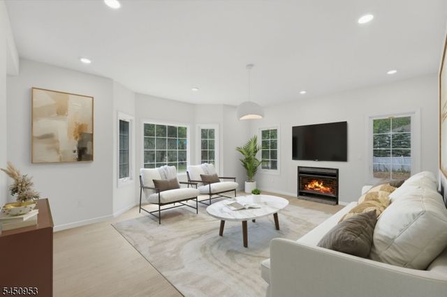 235 Orchard St, Bridgewater Twp., NJ 08807