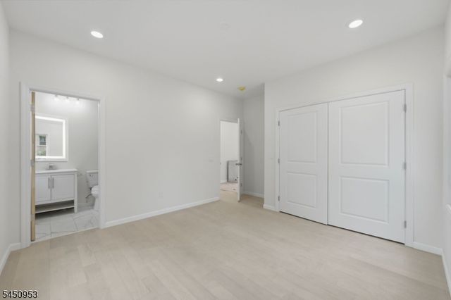 235 Orchard St, Bridgewater Twp., NJ 08807