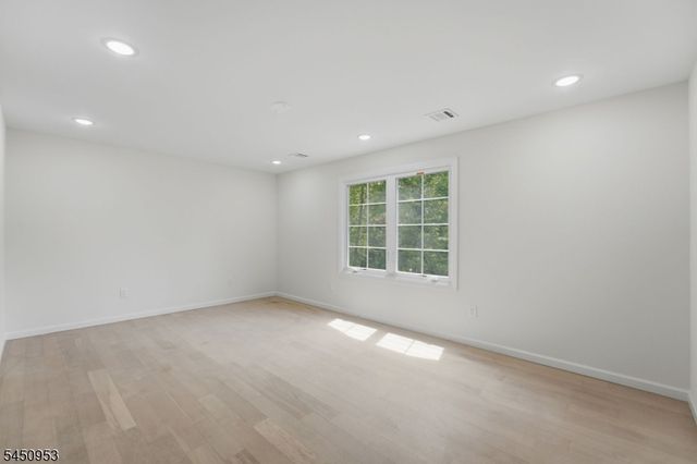 235 Orchard St, Bridgewater Twp., NJ 08807