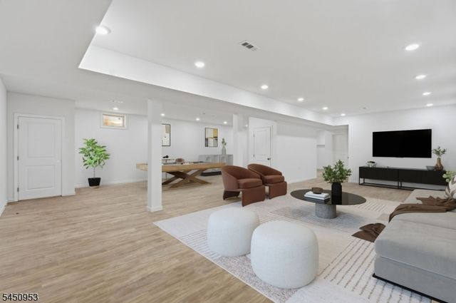 235 Orchard St, Bridgewater Twp., NJ 08807