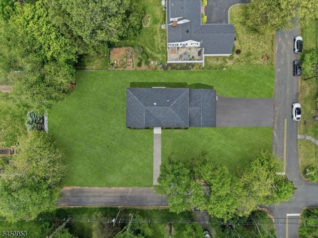 235 Orchard St, Bridgewater Twp., NJ 08807