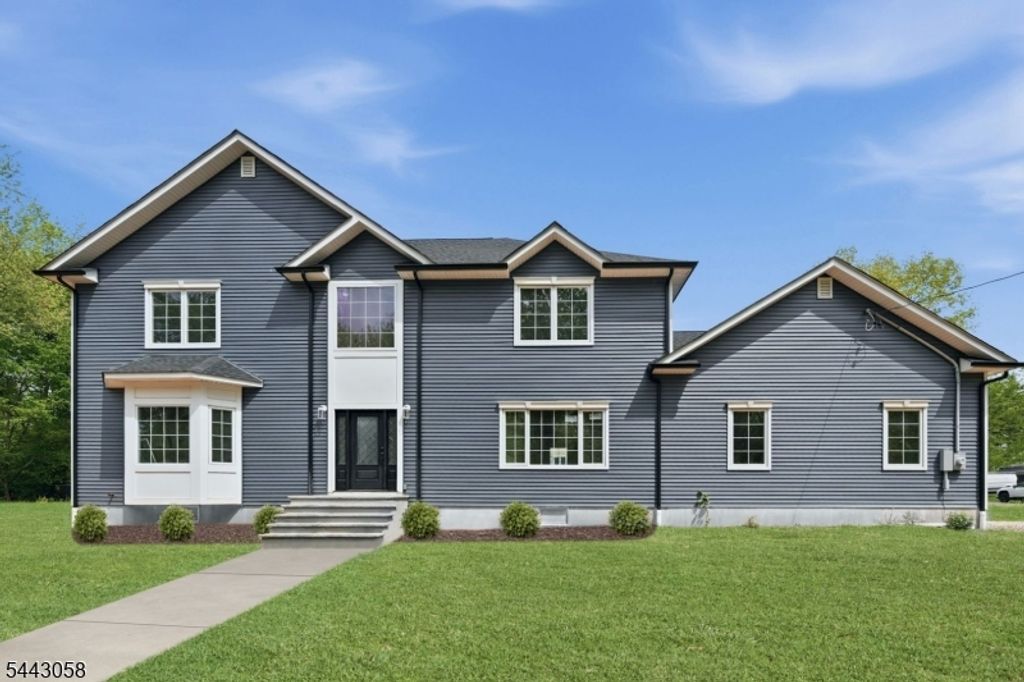 235 Orchard St, Bridgewater Twp., NJ 08807