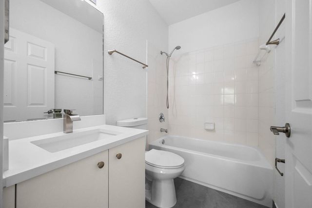 1204 SANTA CATALINA Lane, North Lauderdale, FL 33068