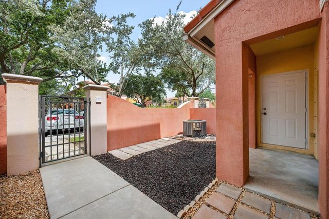 1204 SANTA CATALINA Lane, North Lauderdale, FL 33068