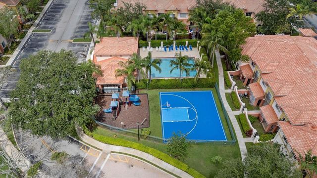 1204 SANTA CATALINA Lane, North Lauderdale, FL 33068