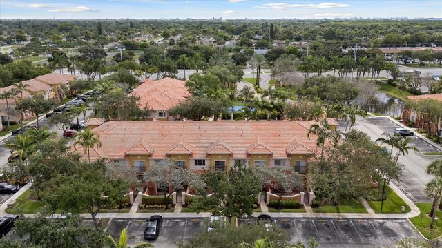 1204 SANTA CATALINA Lane, North Lauderdale, FL 33068