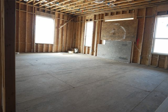 299 301 303 W Oak Street, Mansfield, TX 76063