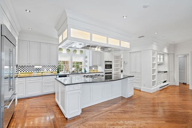135 Marsh St, Belmont, MA 02478