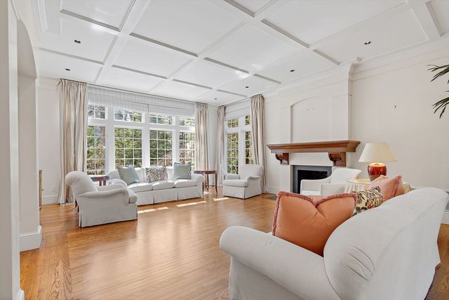 135 Marsh St, Belmont, MA 02478
