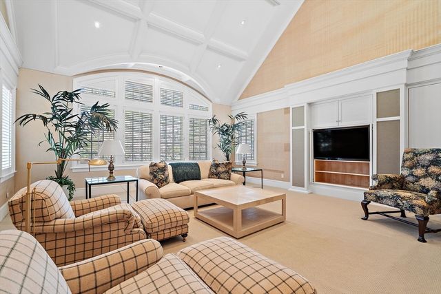 135 Marsh St, Belmont, MA 02478