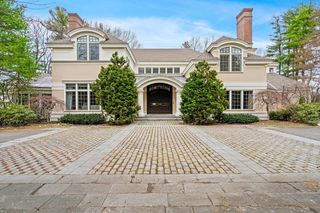 135 Marsh St, Belmont, MA 02478
