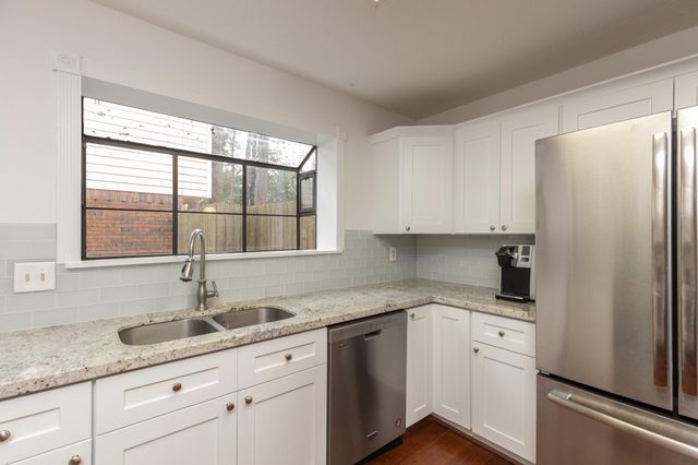 3223 Golden Willow, Kingwood, TX 77339