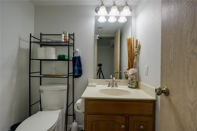 10545 E 46th Terrace, Kansas City, MO 64133