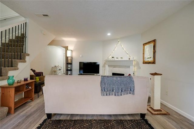10545 E 46th Terrace, Kansas City, MO 64133