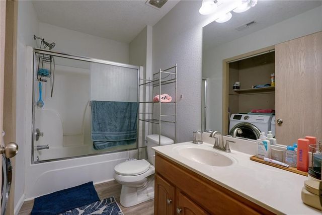 10545 E 46th Terrace, Kansas City, MO 64133
