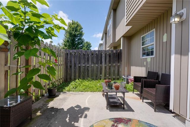 10545 E 46th Terrace, Kansas City, MO 64133