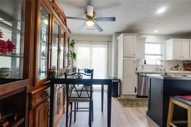 10545 E 46th Terrace, Kansas City, MO 64133