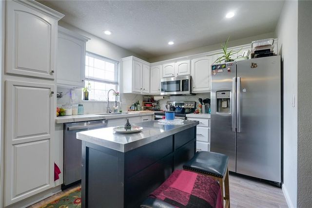 10545 E 46th Terrace, Kansas City, MO 64133
