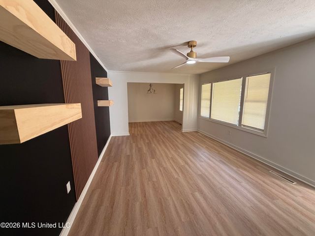528 N Park Lane, Jackson, MS 39206