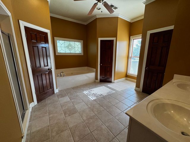 439 MCLILLIE LN, Covington, TN 38019