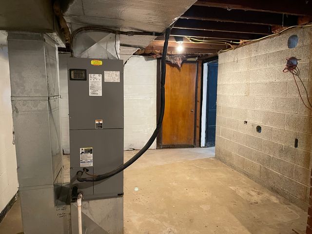 306 S Carter Street, Carterville, IL 62918