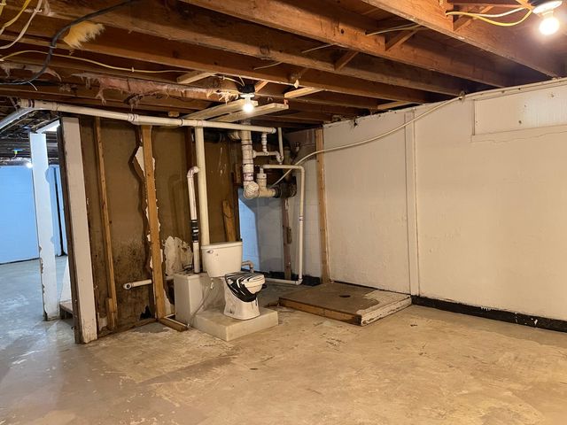 306 S Carter Street, Carterville, IL 62918