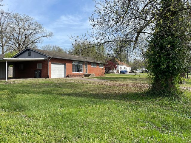 306 S Carter Street, Carterville, IL 62918