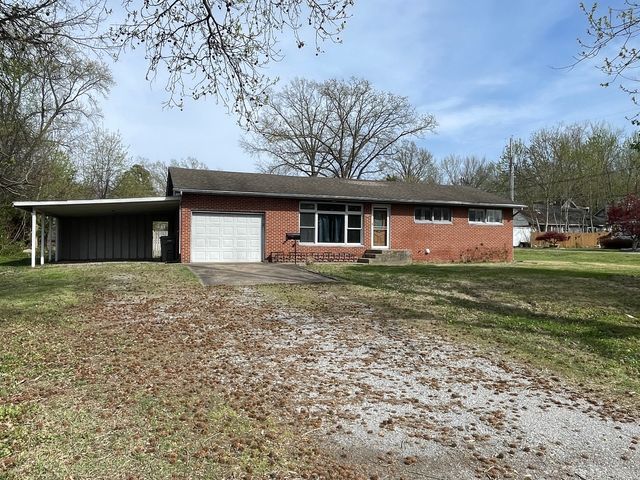 306 S Carter Street, Carterville, IL 62918