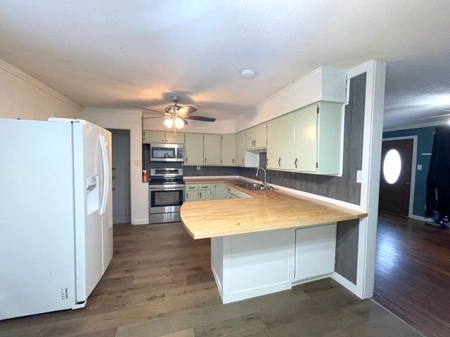 306 S Carter Street, Carterville, IL 62918